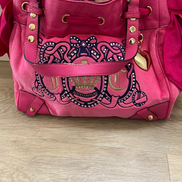 Hot Pink Velour Juicy Couture bag purse pink bling charm gold heart cute - Picture 5 of 5